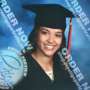 Meet your Posher, Adrianna